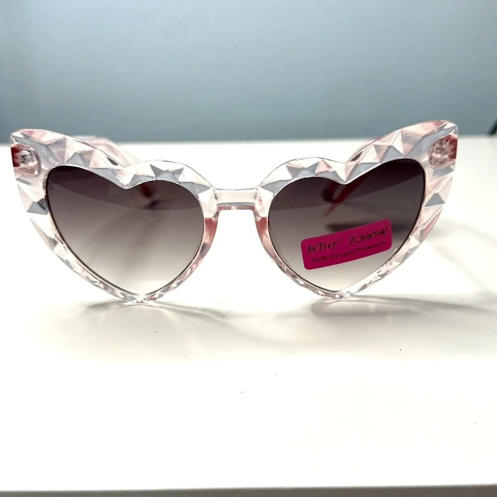 Betsey Johnson Heart Sunglasses Pink Crystal Frame Lens - Lana Del Ray Fans Love